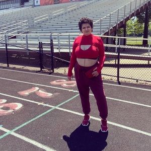 Meet your Posher, Haley